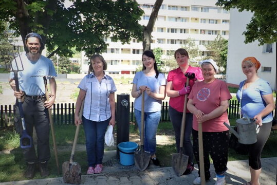Výsadba bylinkového záhonu - Karlova Ves (15.5.2022)